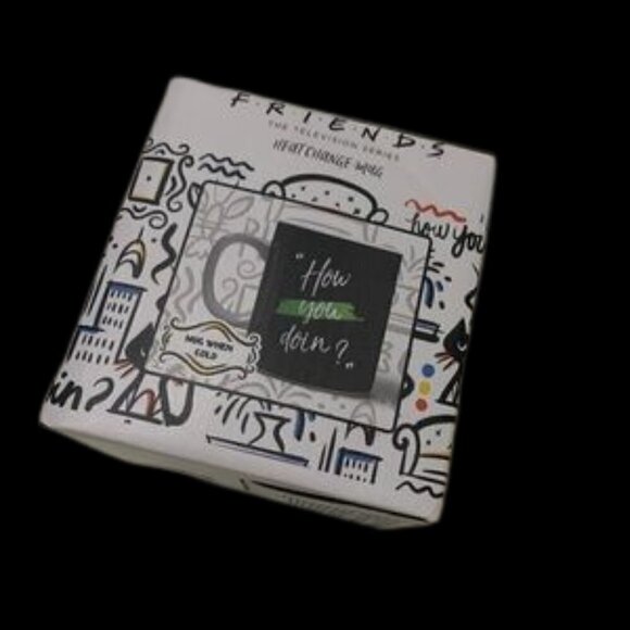 FRIENDS How You Doin 10oz Heat Change Ceramic Mug - NWT - Picture 7 of 9